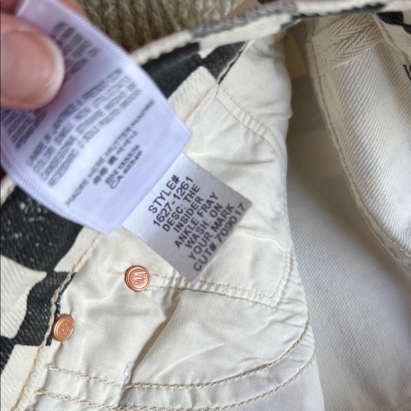 NEW Checkered Black and White Jeans from Mother Size 30 - Picture 4 of 6